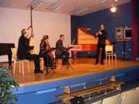 2010_0220GrossPer0007